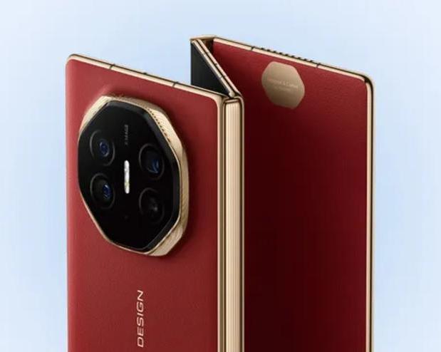 Huawei опубликовала первые официальные изображения Mate XT и раскрыла варианты хранения данных